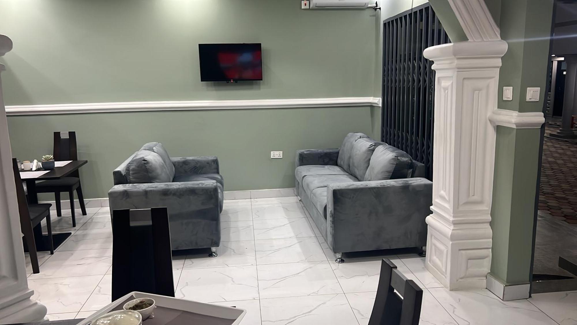 Newday Lodge Apartments Lusaka Exterior photo